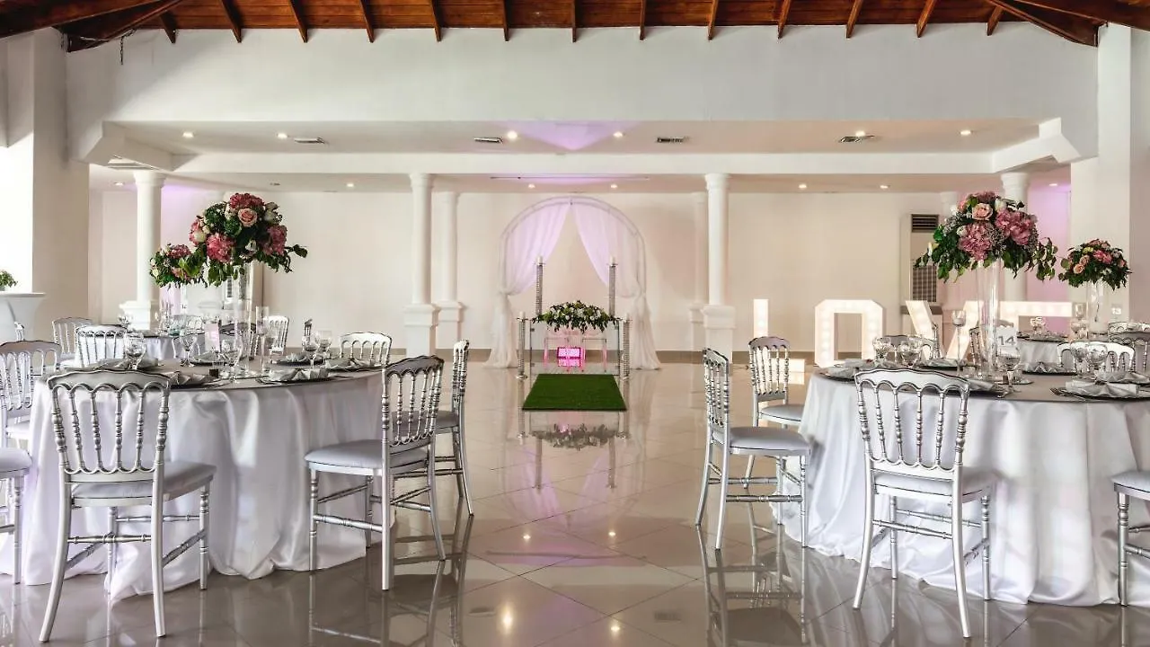***** Resort Be Live Collection Punta Cana (Adults Only) Dominican Republic